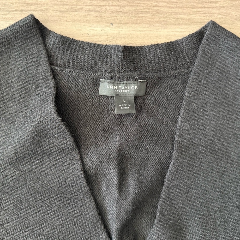 Ann Taylor Factory Black Wrap Sweater Size L - Picture 4 of 5